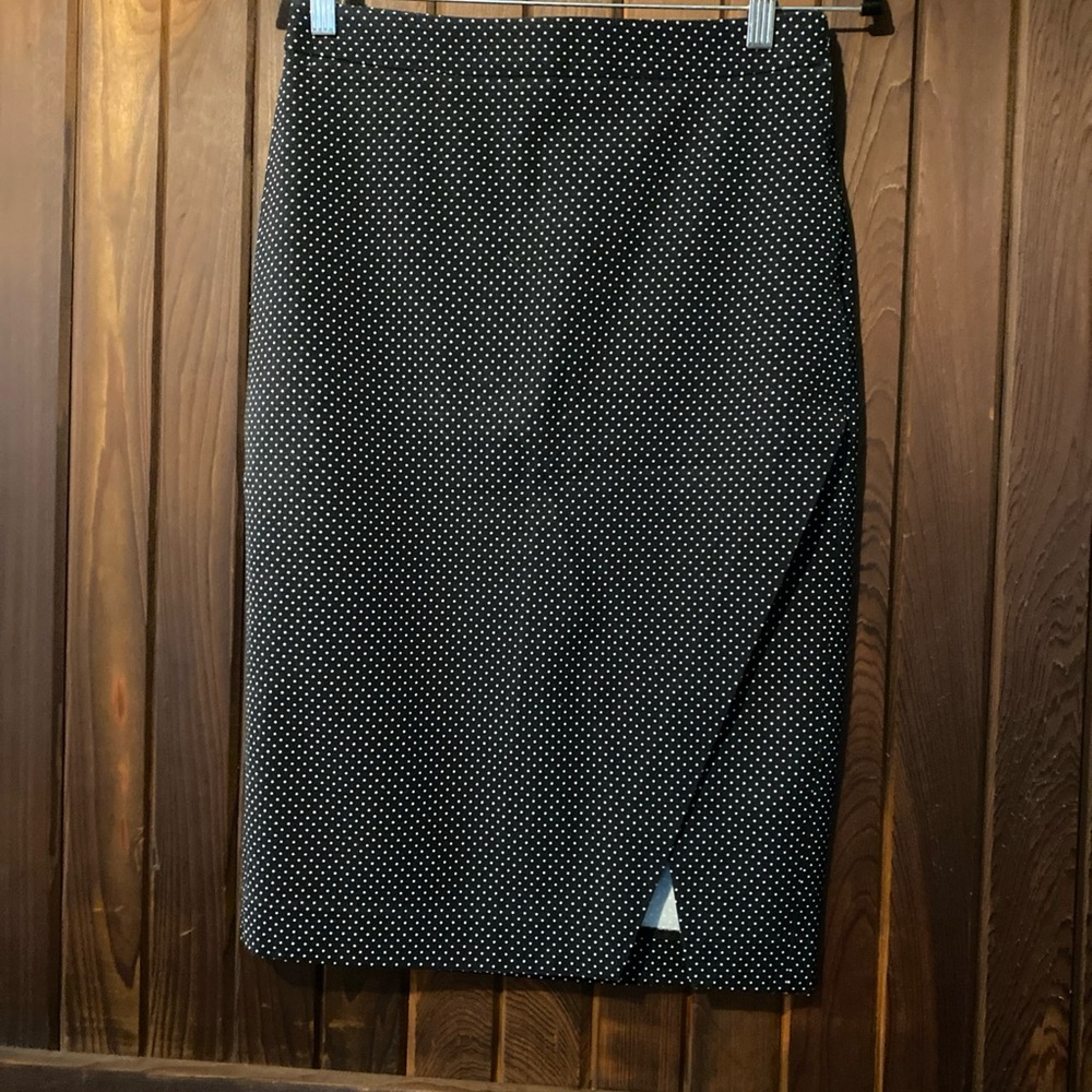 Banana Republic Black and White Pencil Skirt